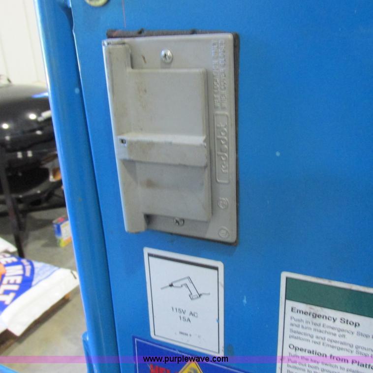 image for item K2151 2005 Genie Z-34/22 boom lift