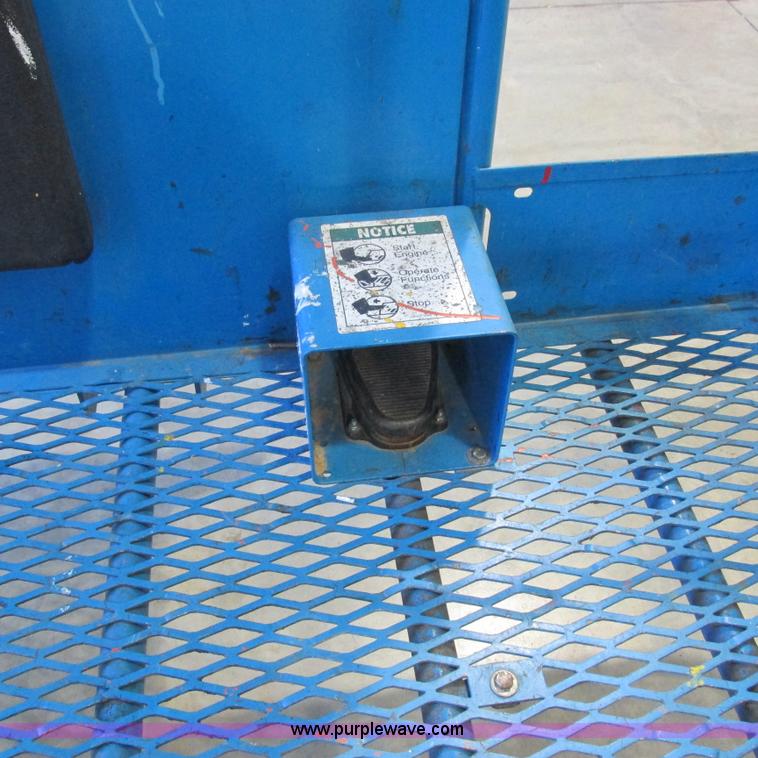 image for item K2151 2005 Genie Z-34/22 boom lift