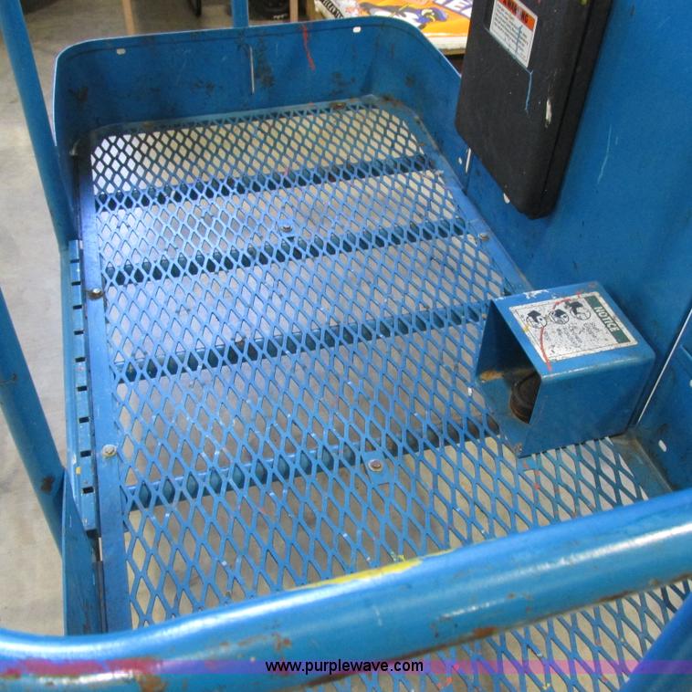 image for item K2151 2005 Genie Z-34/22 boom lift