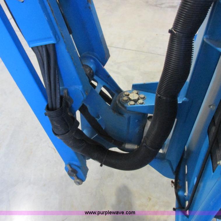 image for item K2151 2005 Genie Z-34/22 boom lift
