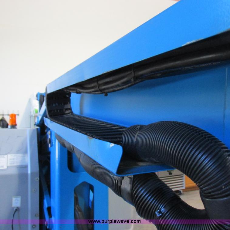 image for item K2151 2005 Genie Z-34/22 boom lift