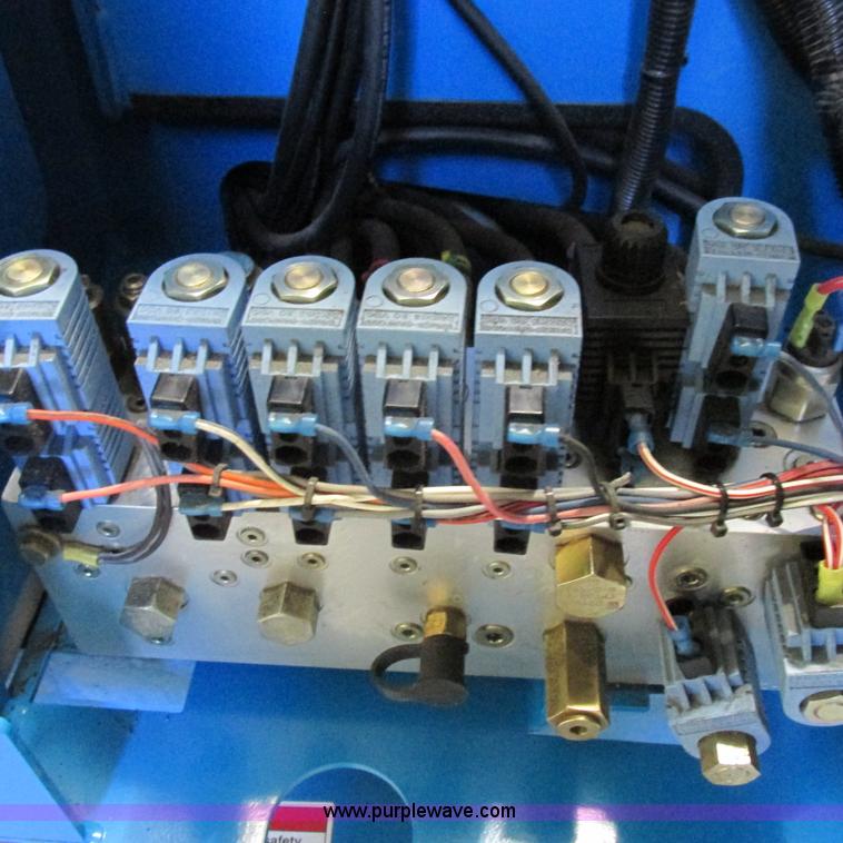 image for item K2151 2005 Genie Z-34/22 boom lift