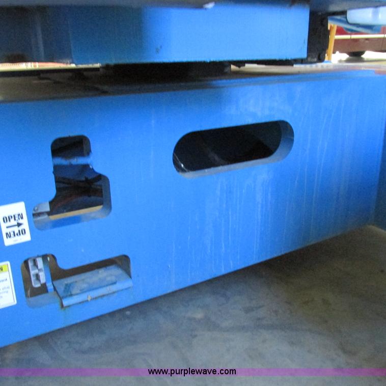 image for item K2151 2005 Genie Z-34/22 boom lift