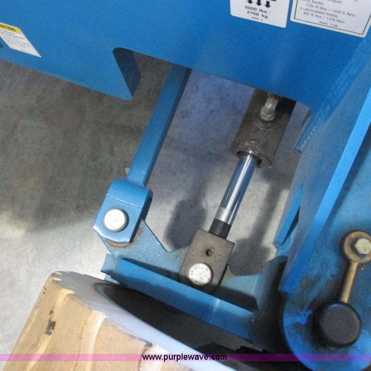 image for item K2151 2005 Genie Z-34/22 boom lift