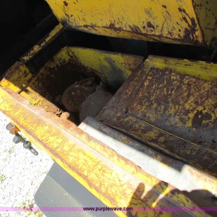 image for item K2152 1990 Atlas Copco 185ACR air compressor