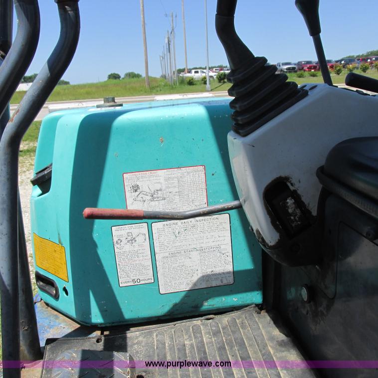 image for item K2153 1999 IHI 30NX compact excavator