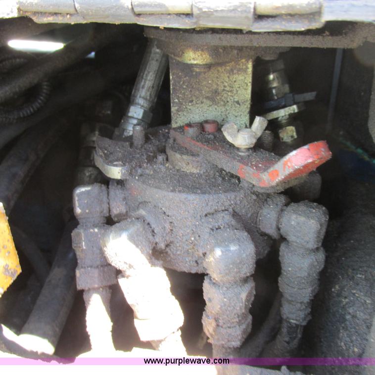 image for item K2153 1999 IHI 30NX compact excavator