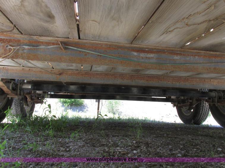 image for item K2156 2004 Doolittle utility trailer