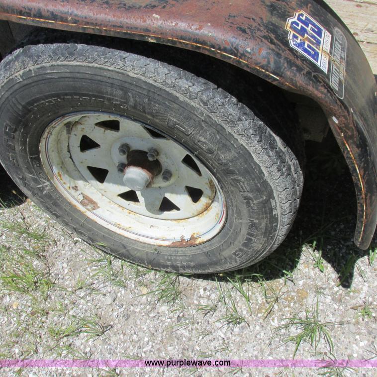 image for item K2156 2004 Doolittle utility trailer