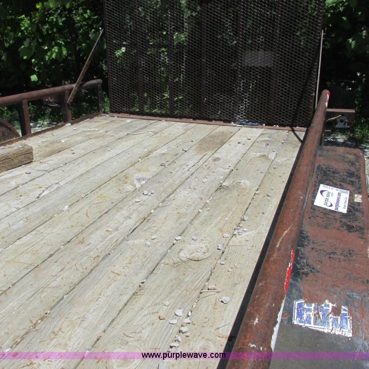 image for item K2156 2004 Doolittle utility trailer