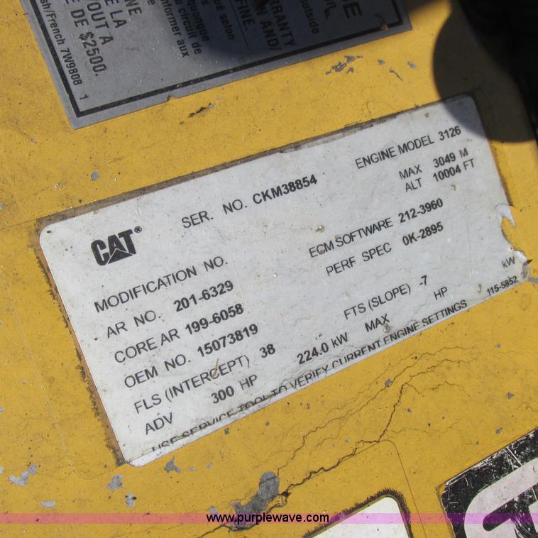 image for item K2157 2002 Chevrolet C7500 dump truck