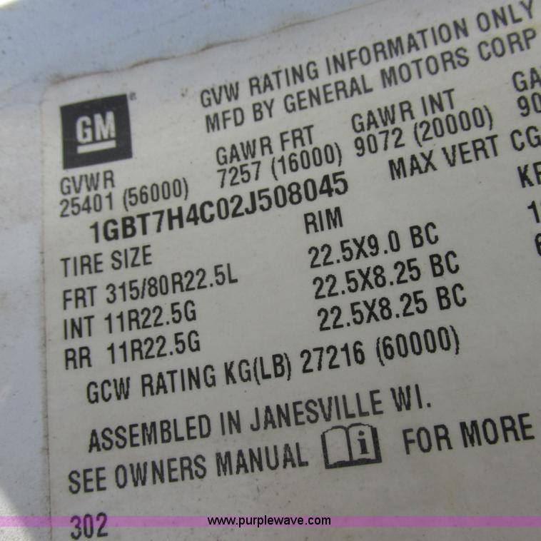 image for item K2157 2002 Chevrolet C7500 dump truck