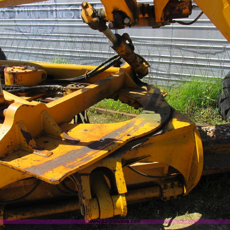 image for item K2158 1992 John Deere 670B motor grader