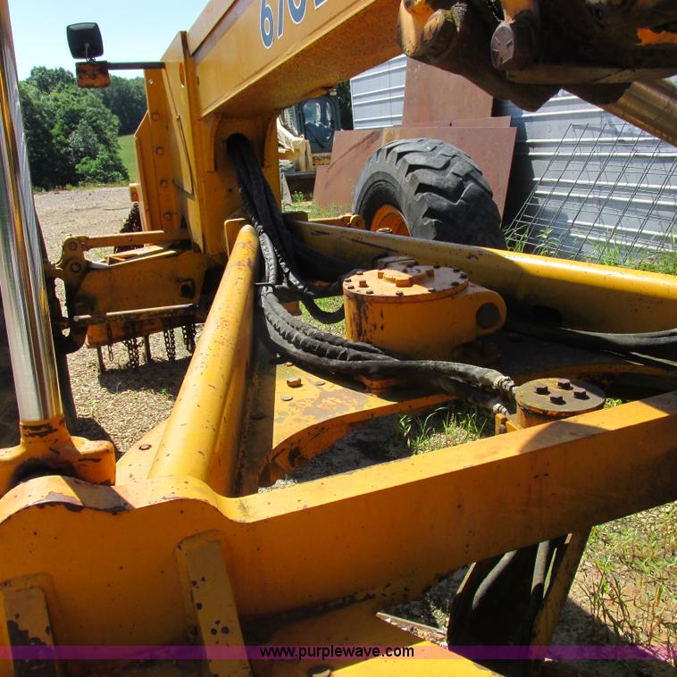 image for item K2158 1992 John Deere 670B motor grader