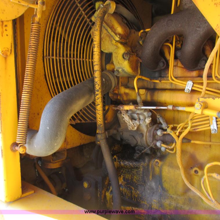 image for item K2158 1992 John Deere 670B motor grader