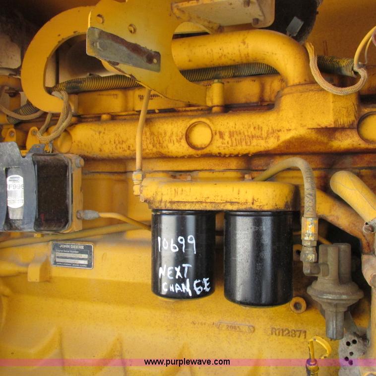 image for item K2158 1992 John Deere 670B motor grader