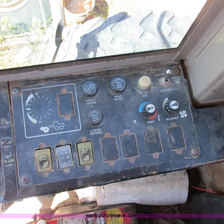 image for item K2158 1992 John Deere 670B motor grader