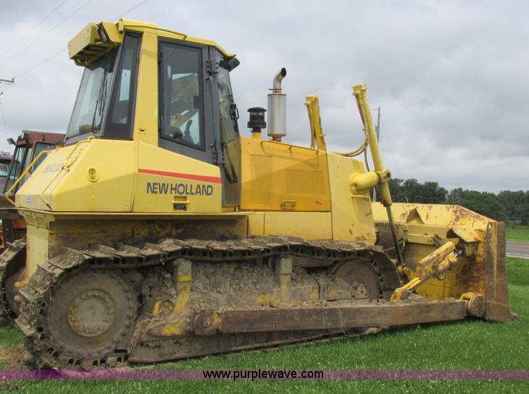 image for item K2171 2000 New Holland DC180 dozer