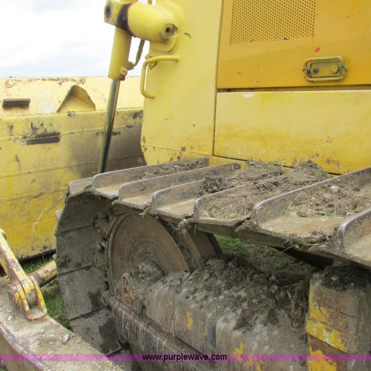 image for item K2171 2000 New Holland DC180 dozer