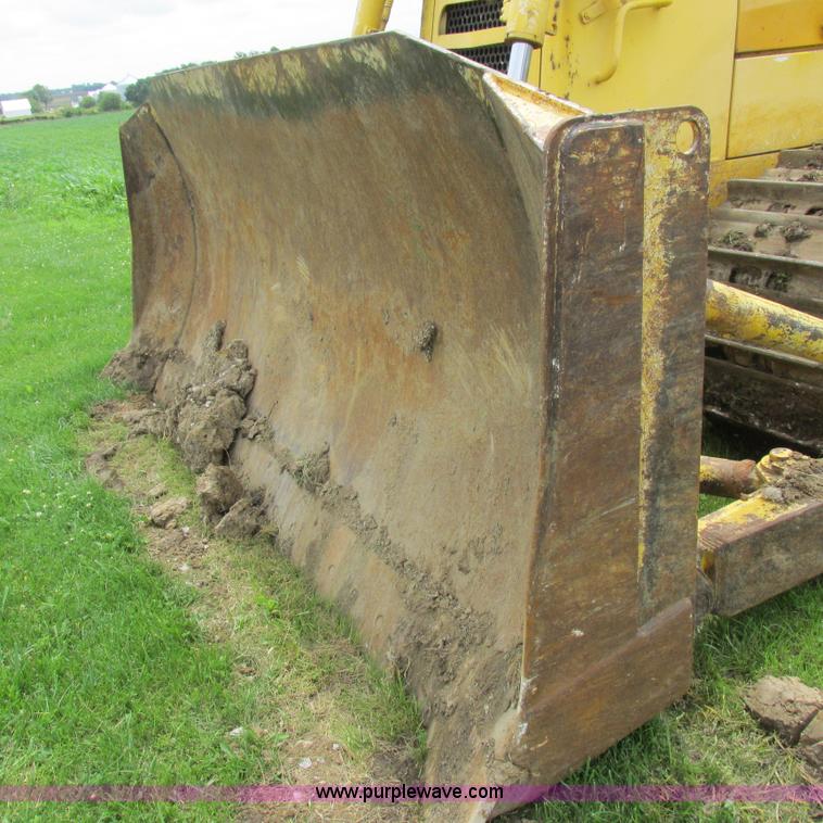 image for item K2171 2000 New Holland DC180 dozer