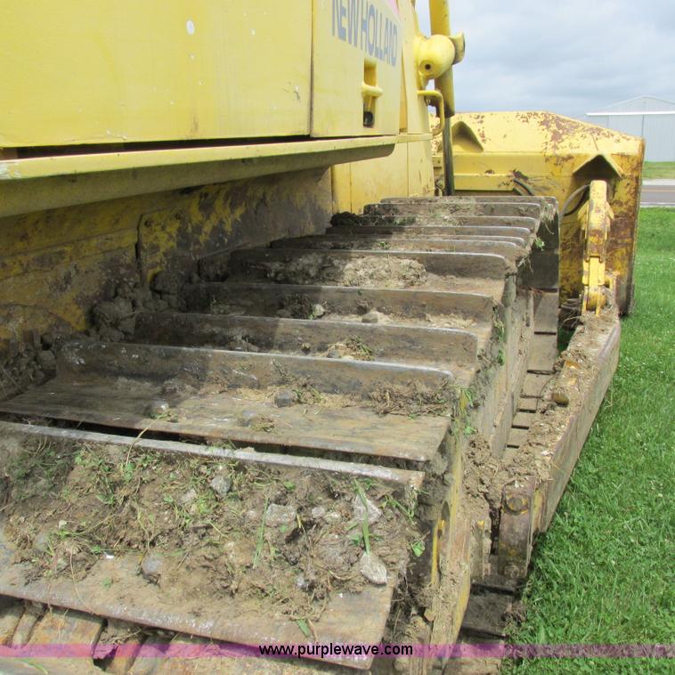 image for item K2171 2000 New Holland DC180 dozer