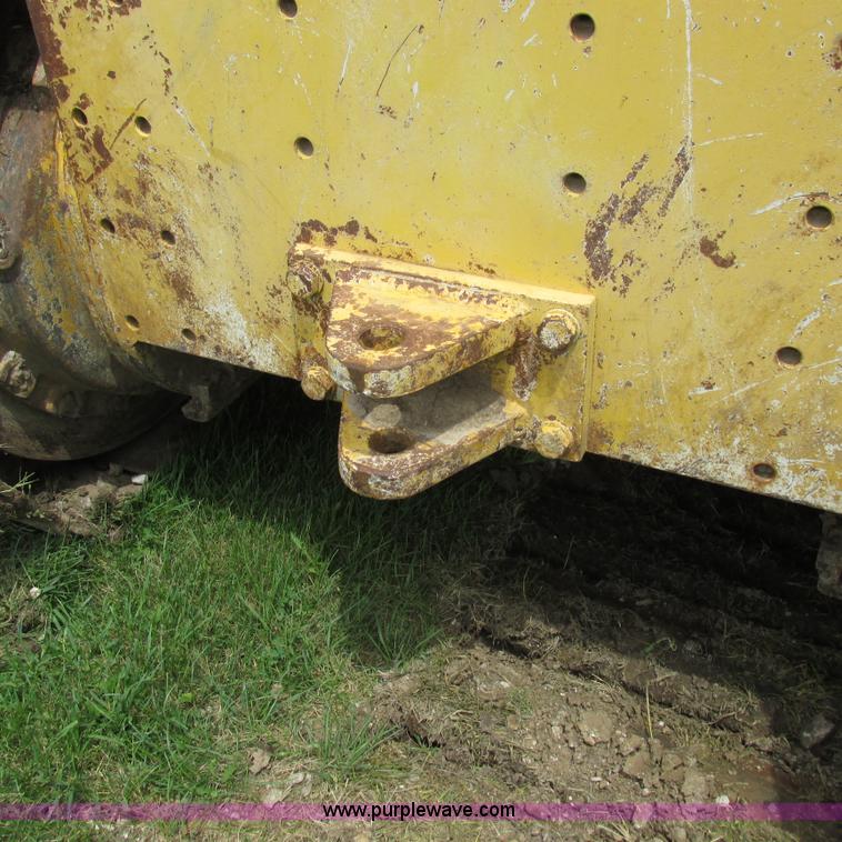 image for item K2171 2000 New Holland DC180 dozer