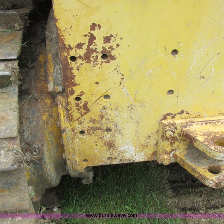 image for item K2171 2000 New Holland DC180 dozer