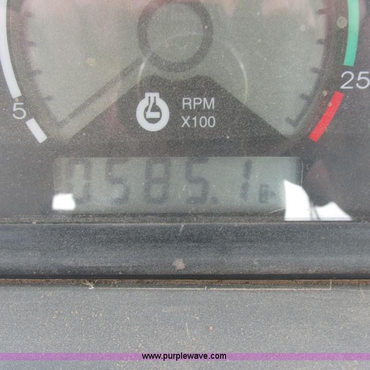 image for item K2171 2000 New Holland DC180 dozer