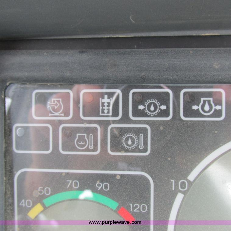 image for item K2171 2000 New Holland DC180 dozer