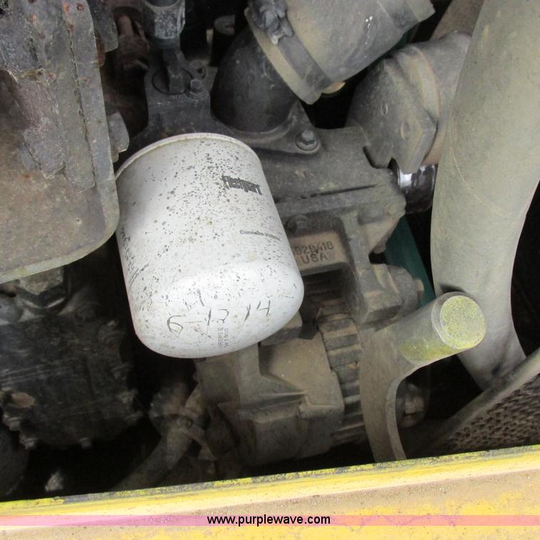 image for item K2171 2000 New Holland DC180 dozer