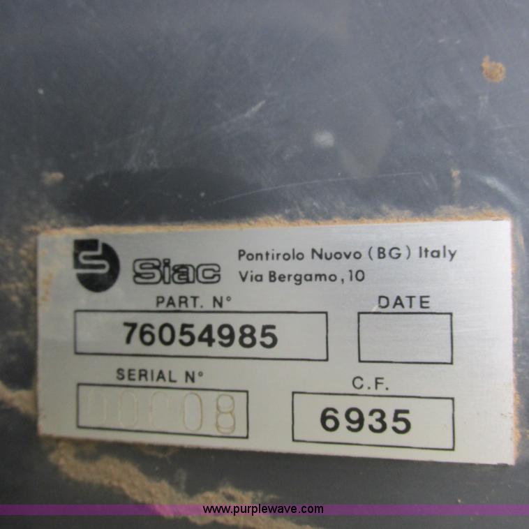 image for item K2171 2000 New Holland DC180 dozer