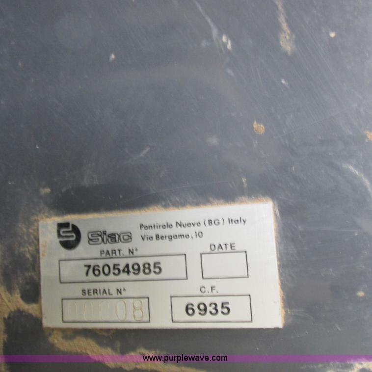 image for item K2171 2000 New Holland DC180 dozer