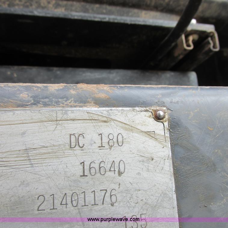 image for item K2171 2000 New Holland DC180 dozer