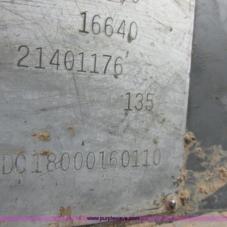 image for item K2171 2000 New Holland DC180 dozer