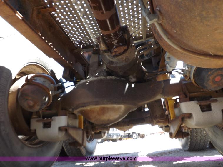 image for item K3965 1972 Mack R semi truck