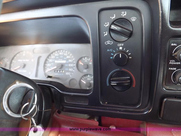 image for item K3966 1995 Dodge Ram 3500 LT service truck