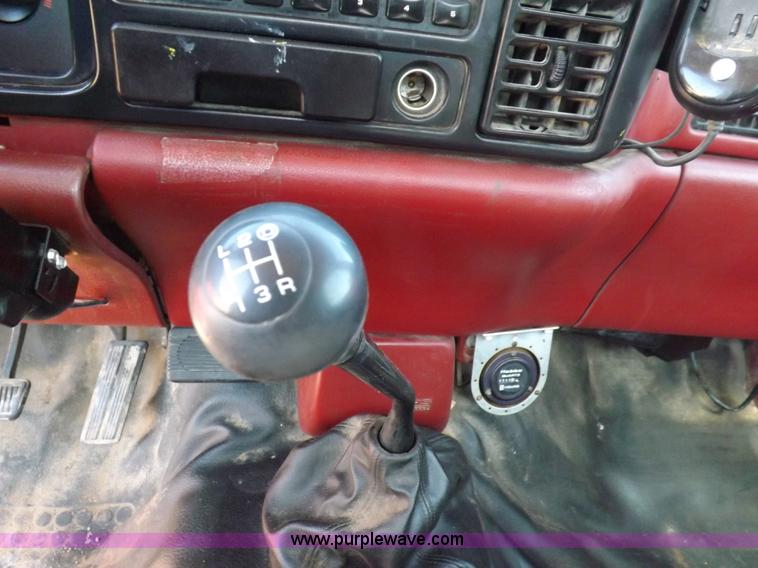 image for item K3966 1995 Dodge Ram 3500 LT service truck