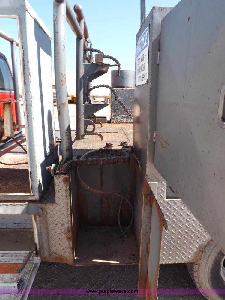 image for item K3966 1995 Dodge Ram 3500 LT service truck