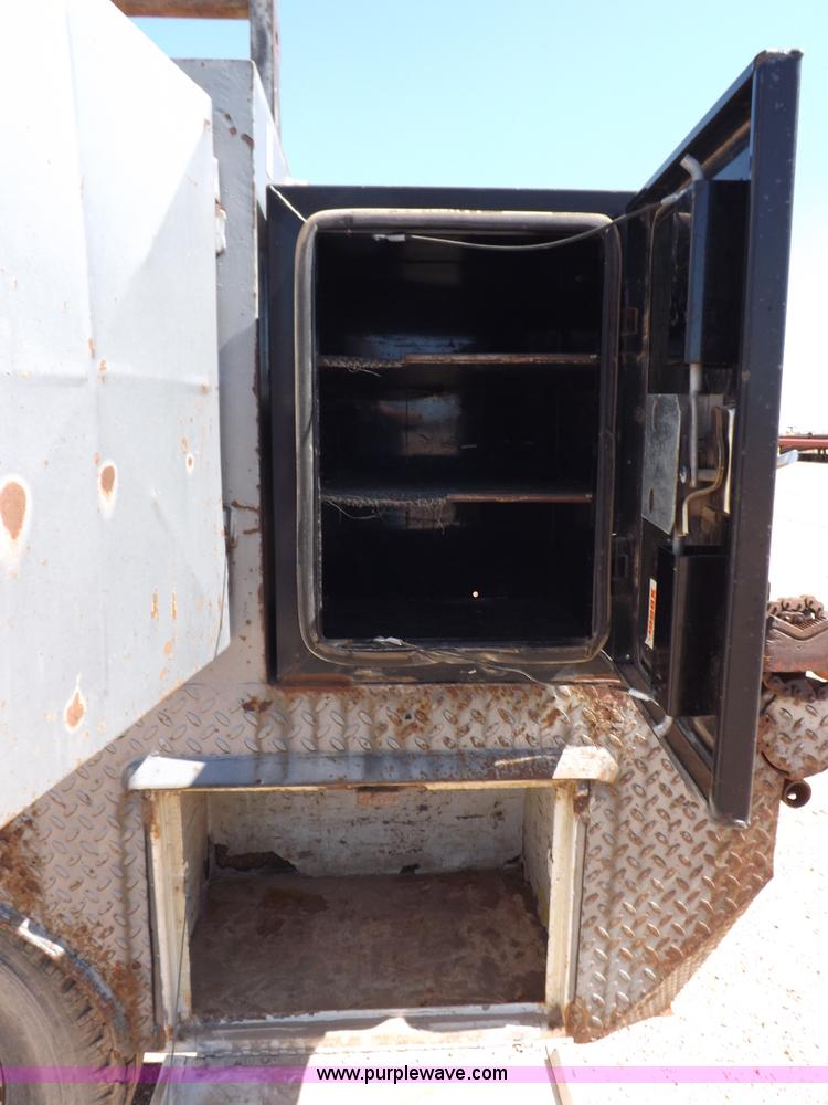 image for item K3966 1995 Dodge Ram 3500 LT service truck