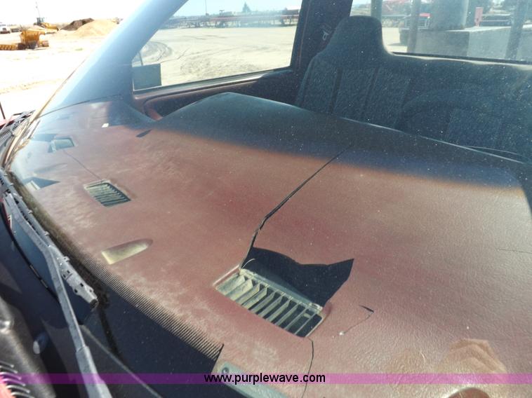 image for item K3966 1995 Dodge Ram 3500 LT service truck