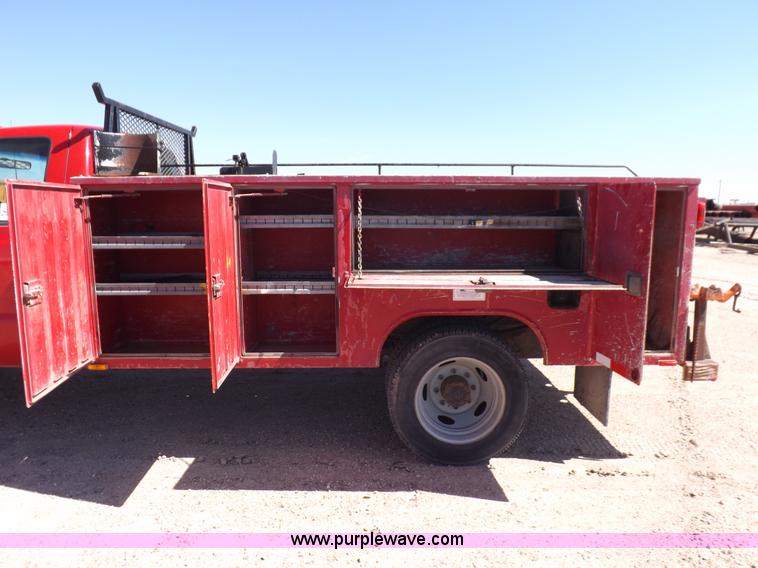image for item K3967 1999 Ford F550 Super Duty service truck