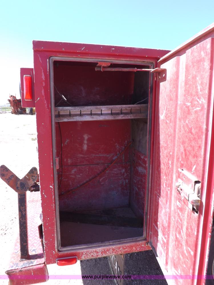 image for item K3967 1999 Ford F550 Super Duty service truck