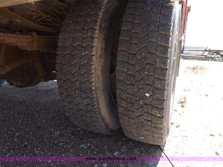 image for item K3967 1999 Ford F550 Super Duty service truck