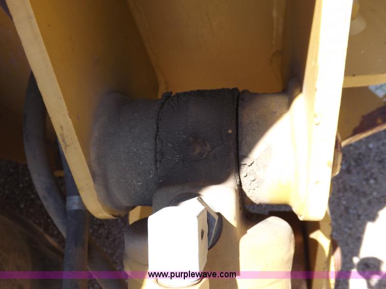 image for item K3969 1998 Caterpillar 416C backhoe