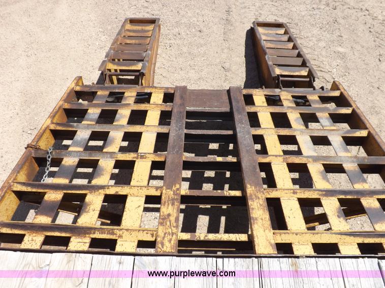 image for item K3970 1990 Belshe equipment trailer