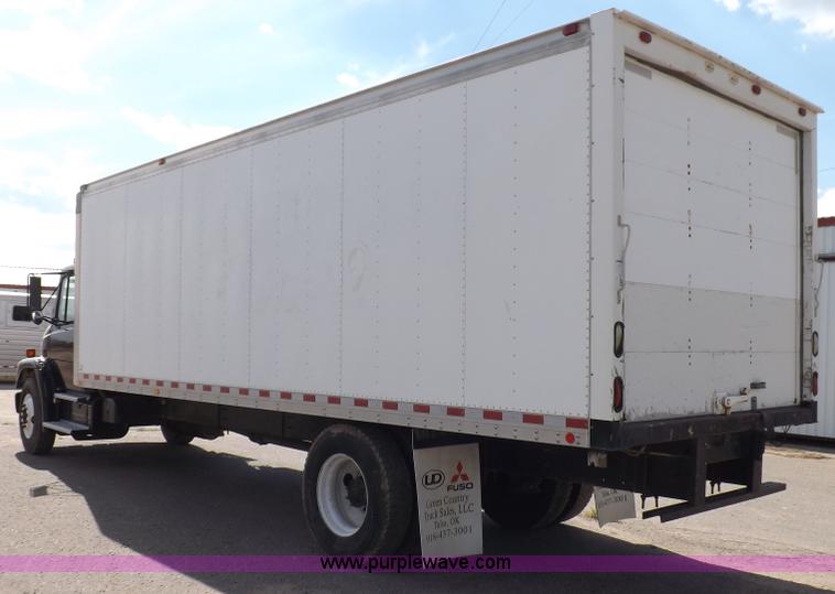 image for item K3999 2003 Freightliner FL70 box truck