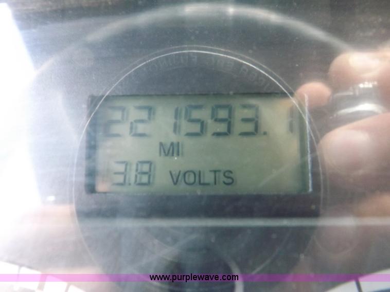 image for item K3999 2003 Freightliner FL70 box truck