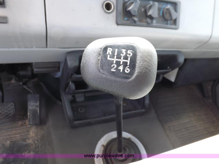 image for item K3999 2003 Freightliner FL70 box truck