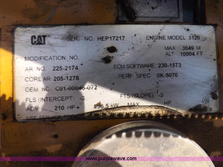 image for item K3999 2003 Freightliner FL70 box truck