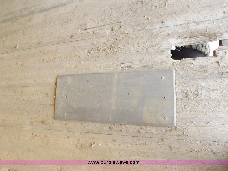 image for item K3999 2003 Freightliner FL70 box truck